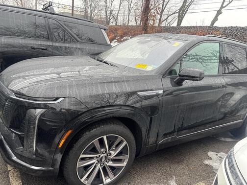 2026 Cadillac VISTIQ Sport