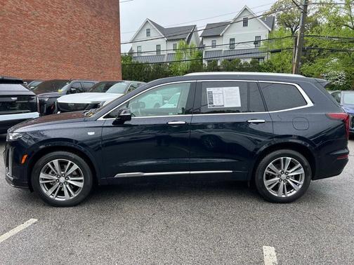 2022 Cadillac XT6 Premium Luxury AWD