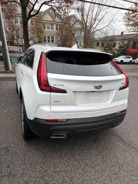 2023 Cadillac XT4 Luxury
