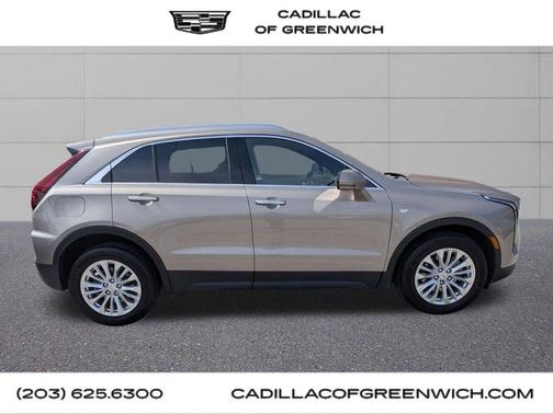 Latte 2024 Cadillac XT4 Luxury