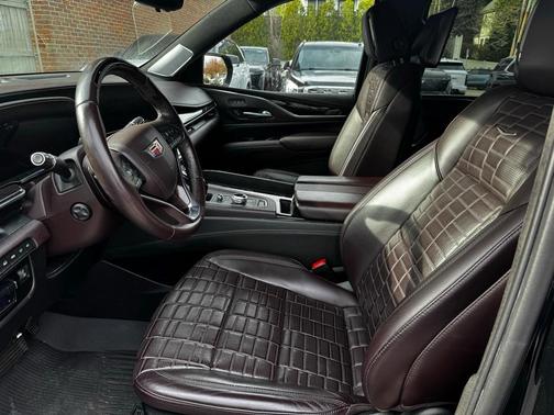 2021 Cadillac Escalade ESV Sport Platinum