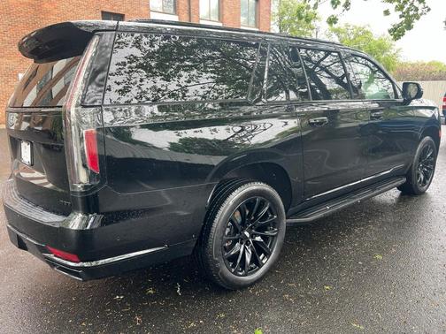 2021 Cadillac Escalade ESV Sport Platinum