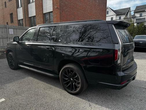 2021 Cadillac Escalade ESV Sport Platinum