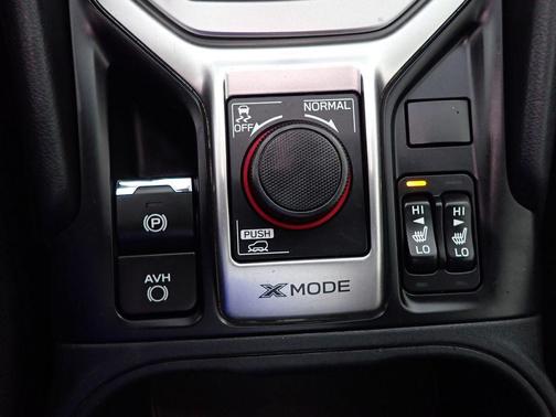 Ice Silver Metallic 2019 Subaru Forester Premium