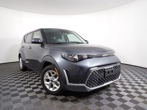 Gravity Gray 2025 Kia Soul LX