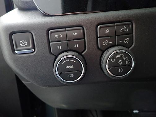 Cypress 2026 Chevrolet Silverado 1500 LT Trail Boss