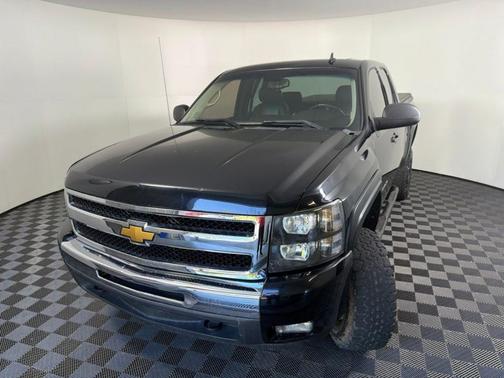 Black 2011 Chevrolet Silverado 1500 LT