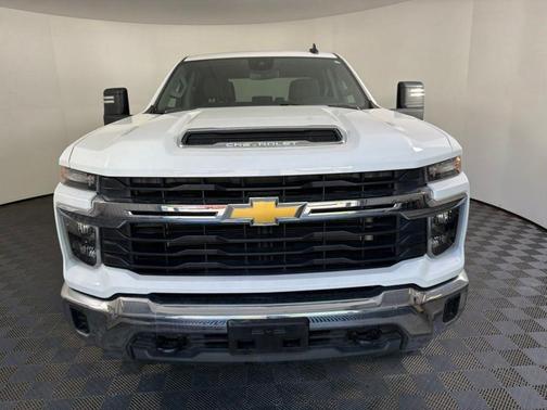 Summit White 2024 Chevrolet Silverado 2500 LT
