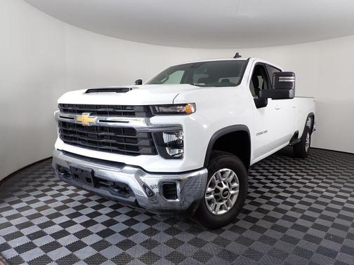 Summit White 2024 Chevrolet Silverado 2500 LT