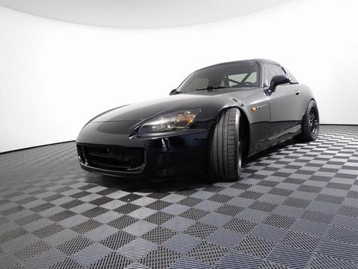 2005 Honda S2000 Base (M6)