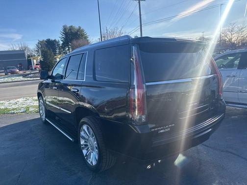 2016 Cadillac Escalade Premium