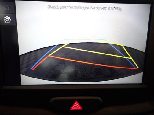 Snow White Pearl 2025 Kia Soul LX