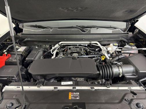 Black 2026 Chevrolet Colorado Z71