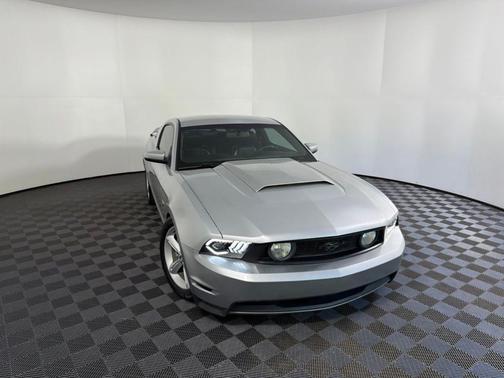 Brilliant Silver Metallic 2010 Ford Mustang GT Premium