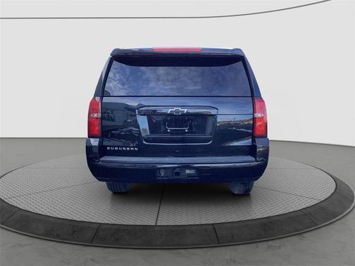 2017 Chevrolet Suburban LS