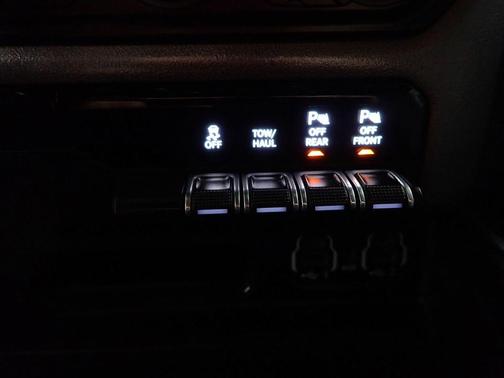 Diamond Black 2021 RAM 1500 Big Horn