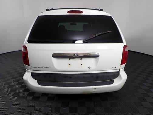 2001 Chrysler Town & Country LX