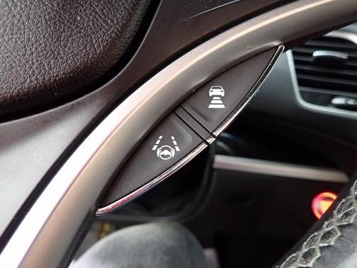 2018 Acura RLX Technology Package