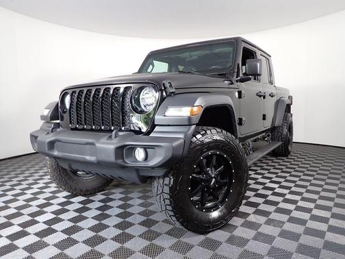 Black Clearcoat 2020 Jeep Gladiator Sport