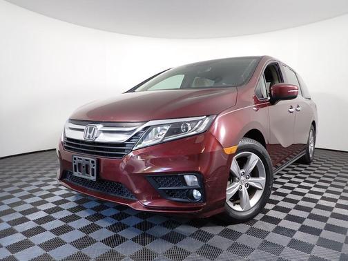 Deep Scarlet Pearl 2018 Honda Odyssey EX-L
