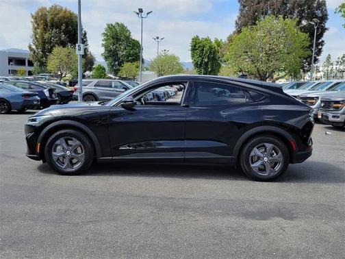 2023 Ford Mustang Mach-E SELECT