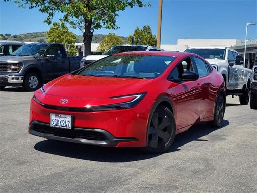 2023 Toyota Prius LE