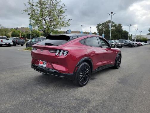 MOLTEN MAGENTA TINTED CC 2025 Ford Mustang Mach-E PREMIUM