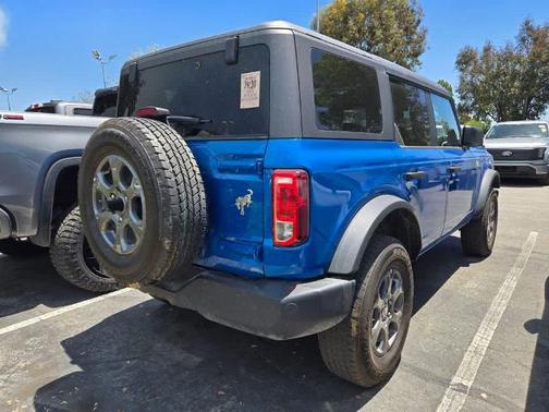 VELOCITY BLUE METALLIC 2025 Ford Bronco BIG BEND