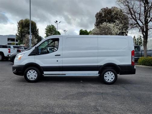 2022 Ford Transit-250