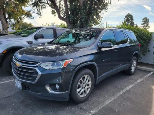Graphite Metallic 2019 Chevrolet Traverse LT W/1LT