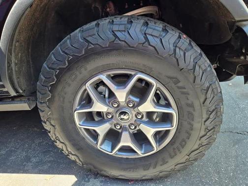 SHADOW BLACK 2025 Ford Bronco BADLANDS