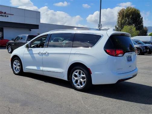 2020 Chrysler Pacifica TOURING L PLUS