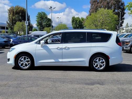 2020 Chrysler Pacifica TOURING L PLUS