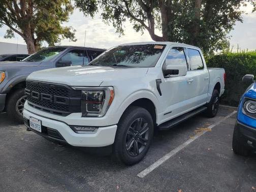 STAR WHITE METALLIC TRICOAT 2023 Ford F-150 LARIAT
