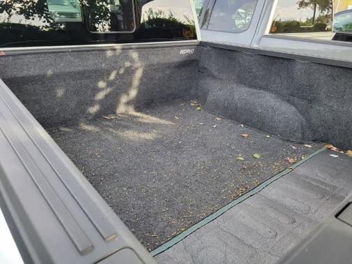 STAR WHITE METALLIC TRICOAT 2023 Ford F-150 LARIAT