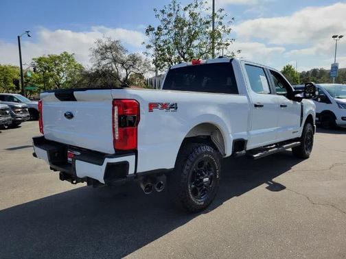 OXFORD WHITE 2024 Ford F-350 XL