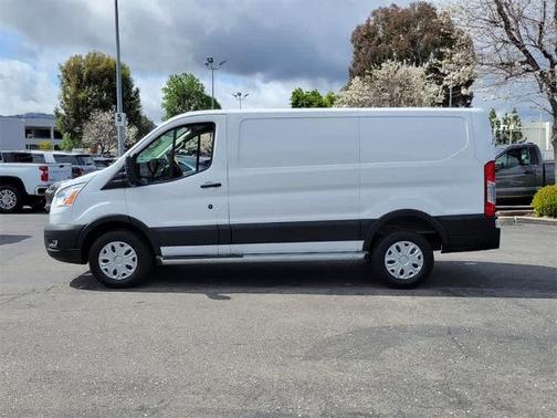 2022 Ford Transit-250