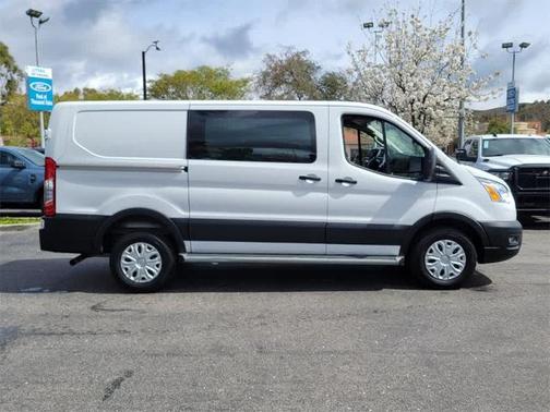 2022 Ford Transit-250