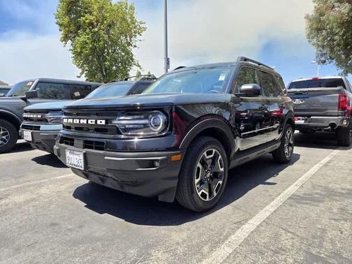SHADOW BLACK 2023 Ford Bronco Sport OUTER BANKS