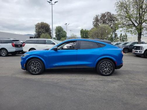 VELOCITY BLUE METALLIC 2025 Ford Mustang Mach-E PREMIUM