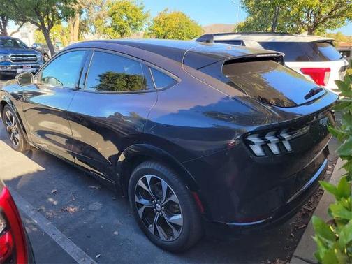 2022 Ford Mustang Mach-E PREMIUM