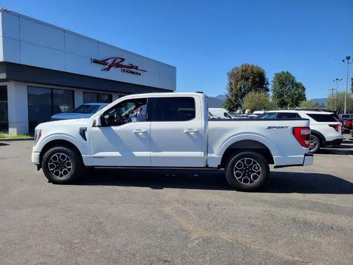 STAR WHITE METALLIC TRICOAT 2022 Ford F-150 LARIAT