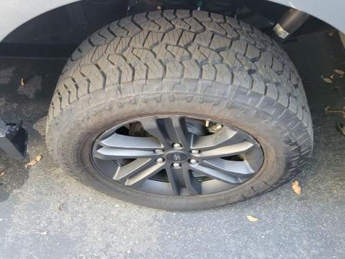 ICONIC SILVER METALLIC 2023 Ford F-150 XLT