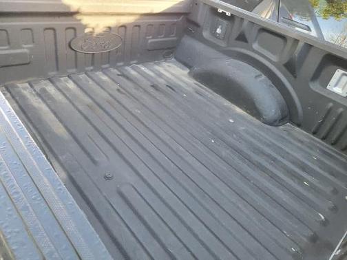 ICONIC SILVER METALLIC 2023 Ford F-150 XLT