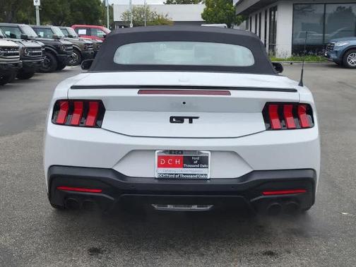 OXFORD WHITE 2025 Ford Mustang GT PREMIUM