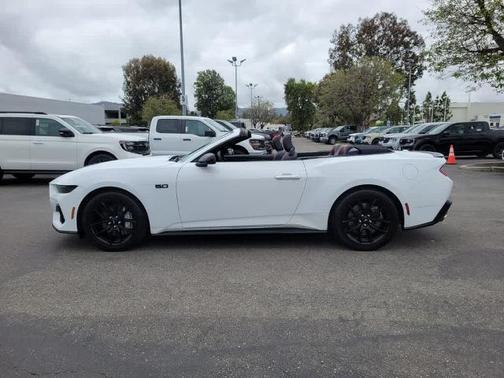 OXFORD WHITE 2025 Ford Mustang GT PREMIUM