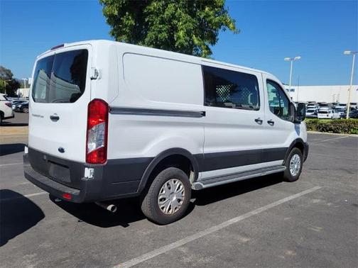 2023 Ford Transit-250