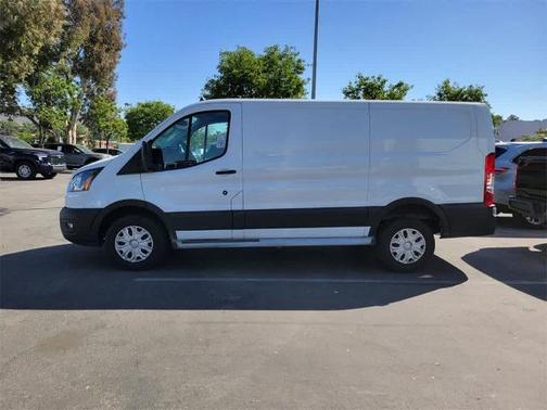 2023 Ford Transit-250