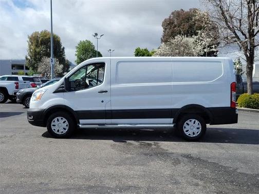 2022 Ford Transit-250