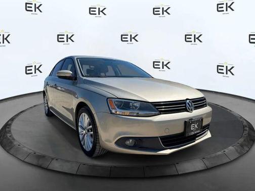 2014 Volkswagen Jetta Auto SEL